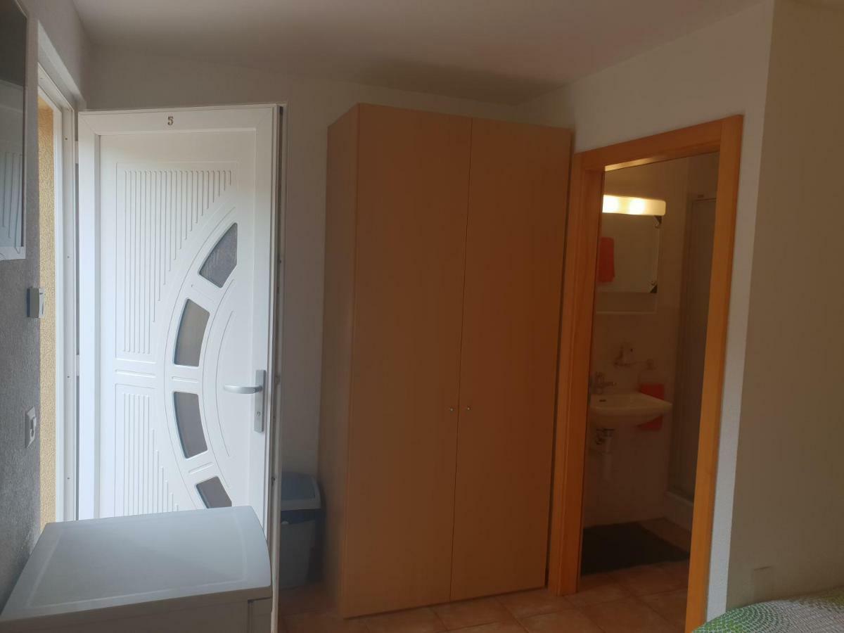 Gite La Cigale Saxon Bagian luar foto
